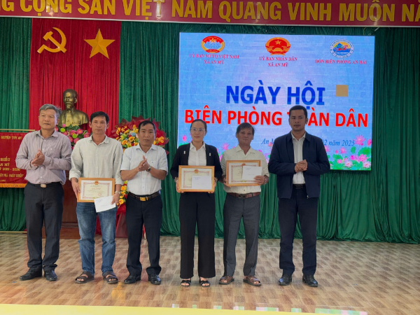 Hình ảnh cho bài viết Sôi nổi "Ngày hội Biên phòng toàn dân" về với làng biển An Mỹ